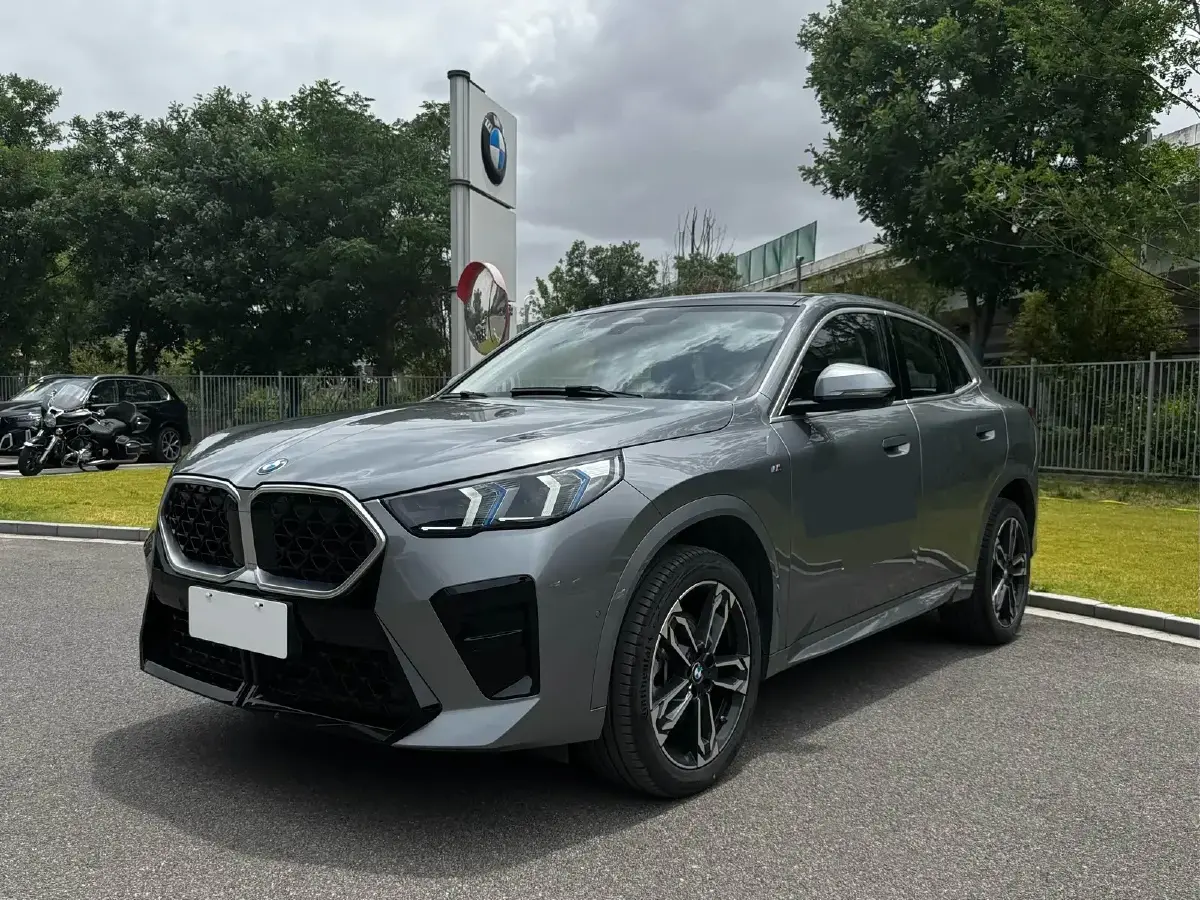 2024 BMW X2 2.0T 204HP L4 7DCT
