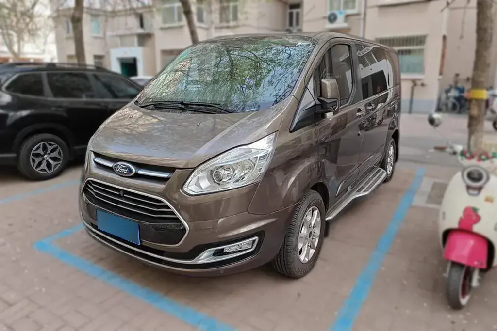 2016 Ford Tourneo 2.0T 203HP L4 5MT