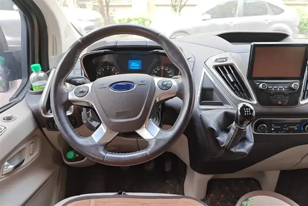 2016 Ford Tourneo 2.0T 203HP L4 5MT,autocango,china used car exporter,china ev exporter,chinese used car exporter,chinese used ev exporter