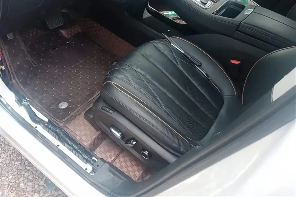 2021 Ford Equator 2.0T 224HP L4 6DCT,autocango,china used car exporter,china ev exporter,chinese used car exporter,chinese used ev exporter