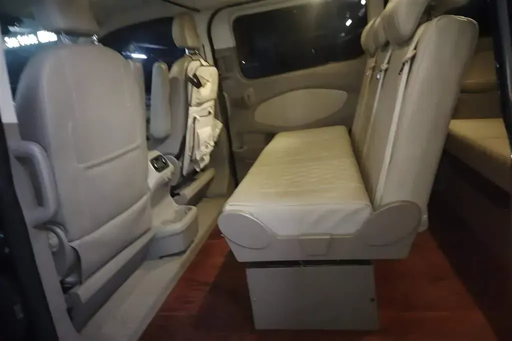 2017 Ford Tourneo 2.0T 203HP L4 6AT,autocango,china used car exporter,china ev exporter,chinese used car exporter,chinese used ev exporter