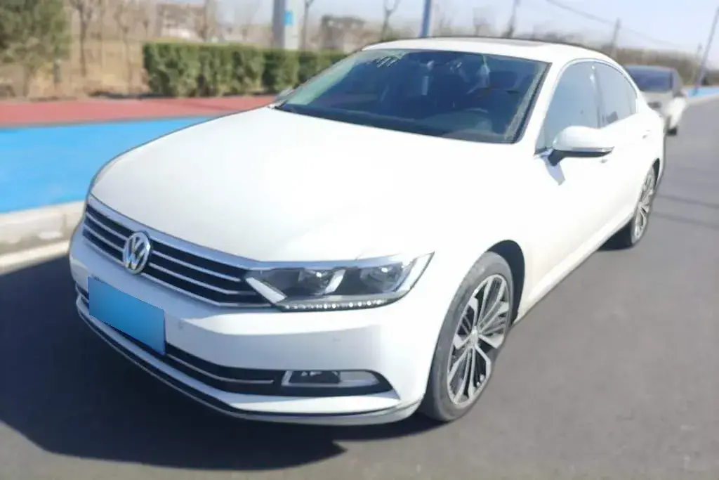 2018 Volkswagen Magotan 1.8T 180HP L4 7DCT