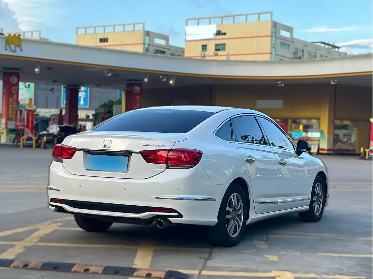 2015 Honda Spirior 2.0L 155HP L4 CVT,autocango,china used car exporter,china ev exporter,chinese used car exporter,chinese used ev exporter