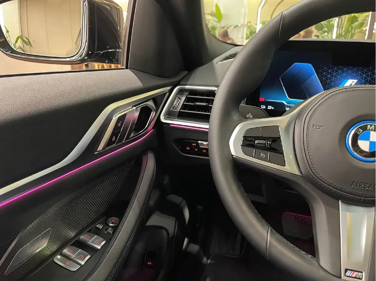 2022 BMW i4 BEV 83.9KWH,autocango,china used car exporter,china ev exporter,chinese used car exporter,chinese used ev exporter