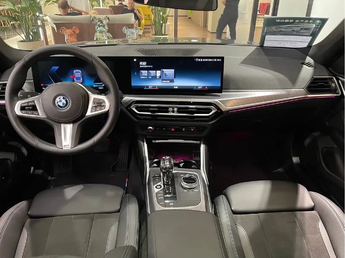 2022 BMW i4 BEV 83.9KWH,autocango,china used car exporter,china ev exporter,chinese used car exporter,chinese used ev exporter
