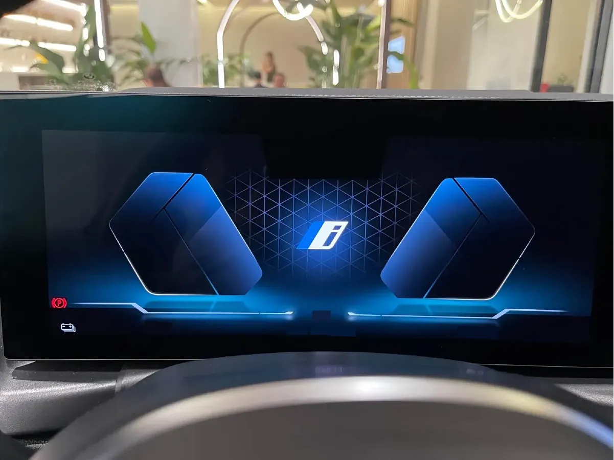 2022 BMW i4 BEV 83.9KWH,autocango,china used car exporter,china ev exporter,chinese used car exporter,chinese used ev exporter