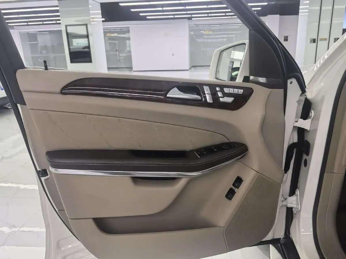 2013 Mercedes-Benz GL Class 4.7T 435HP V8 7AT,autocango,china used car exporter,china ev exporter,chinese used car exporter,chinese used ev exporter