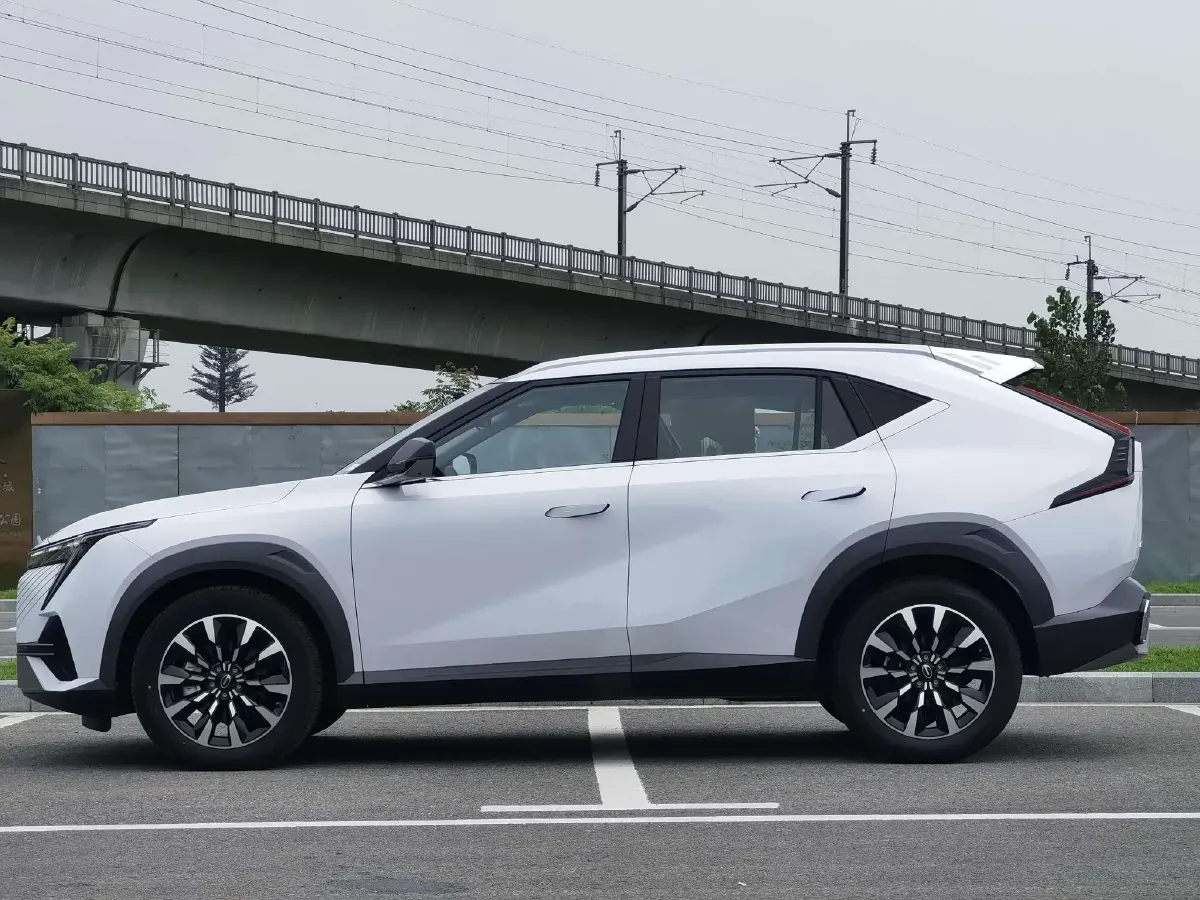 2022 GAC Trumpchi Emkoo 2.0L 140HP L4 2DHT Hybrid,autocango,china used car exporter,china ev exporter,chinese used car exporter,chinese used ev exporter