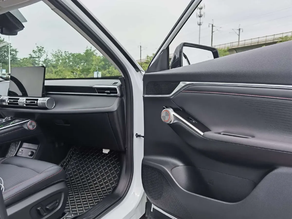 2022 GAC Trumpchi Emkoo 2.0L 140HP L4 2DHT Hybrid,autocango,china used car exporter,china ev exporter,chinese used car exporter,chinese used ev exporter