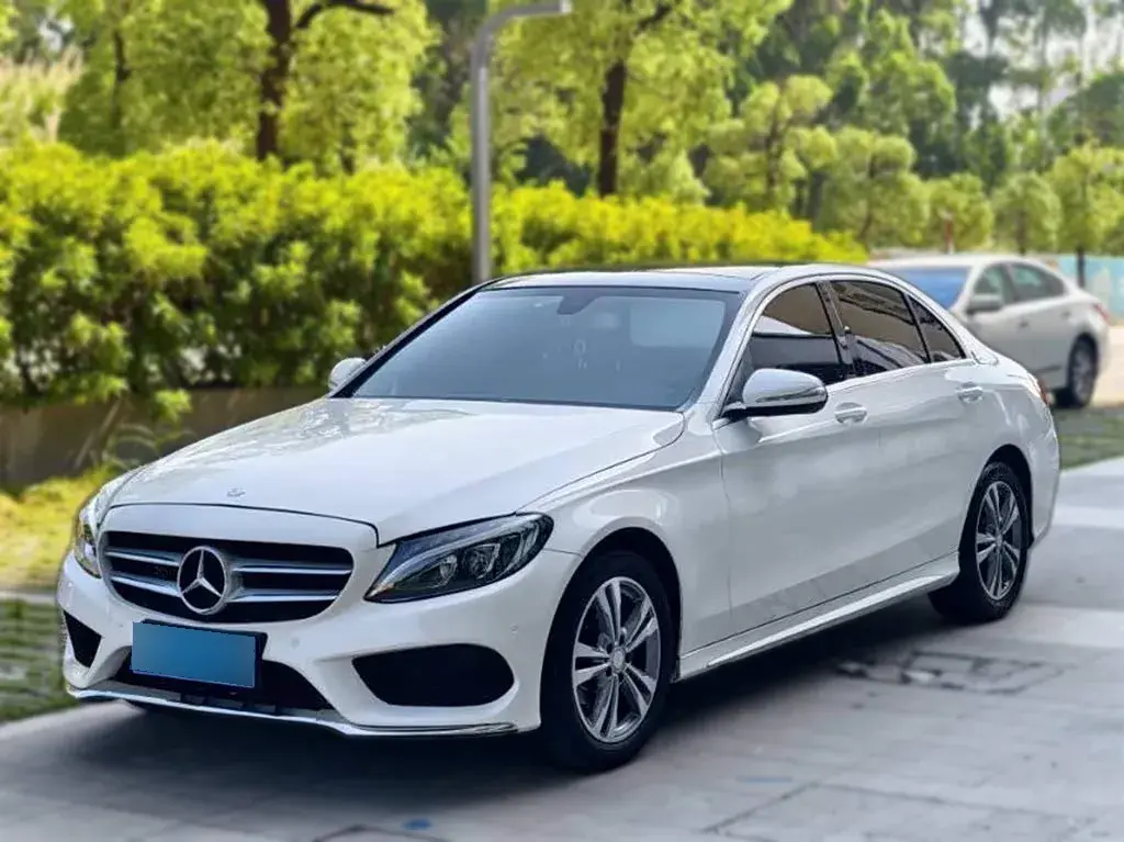 2017 Mercedes-Benz C Class 2.0T 184HP L4 7AT