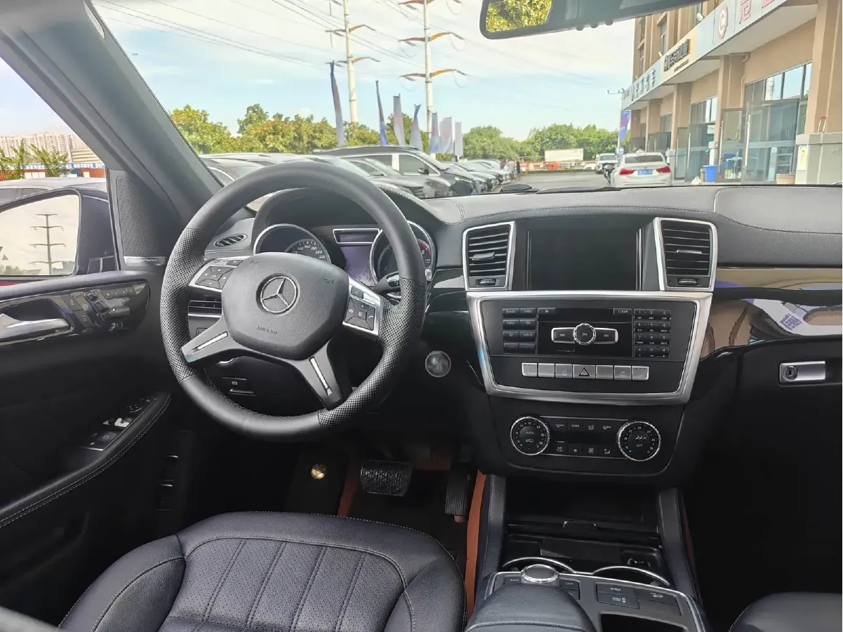 2015 Mercedes-Benz GL Class 3.0T 258HP V6 7AT,autocango,china used car exporter,china ev exporter,chinese used car exporter,chinese used ev exporter