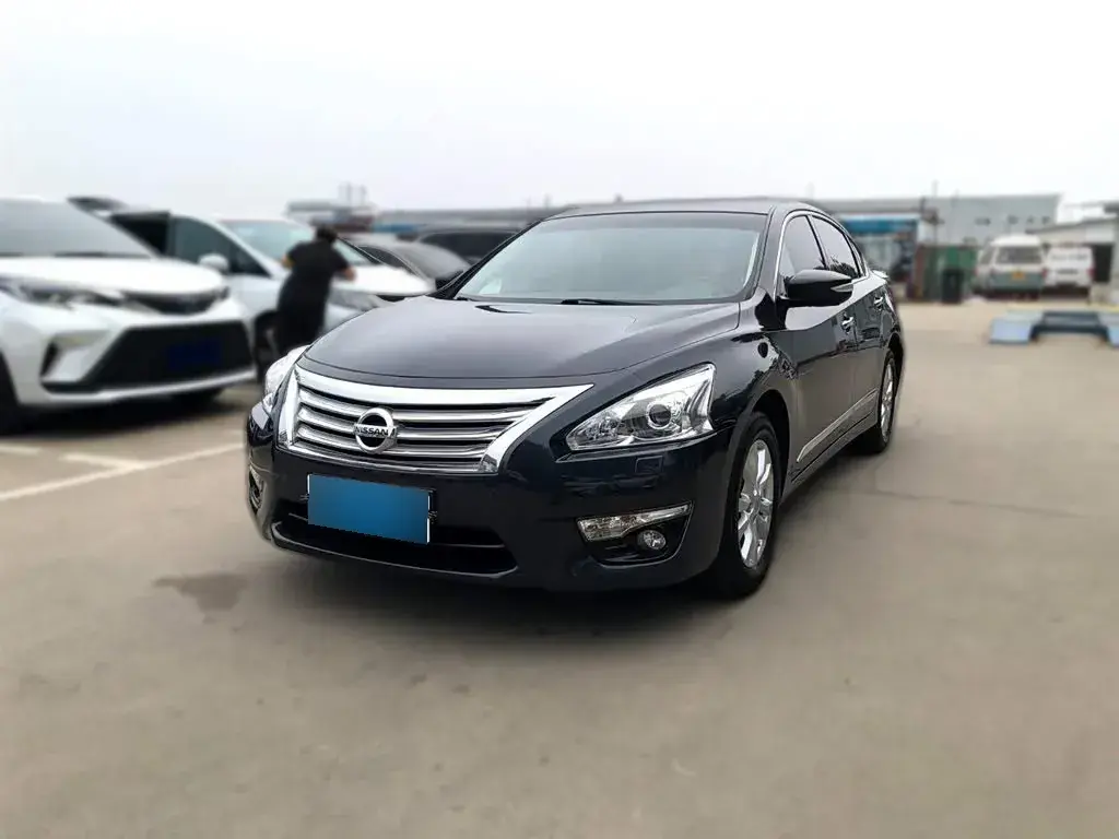 2013 Nissan Teana 2.5L 186HP L4 CVT
