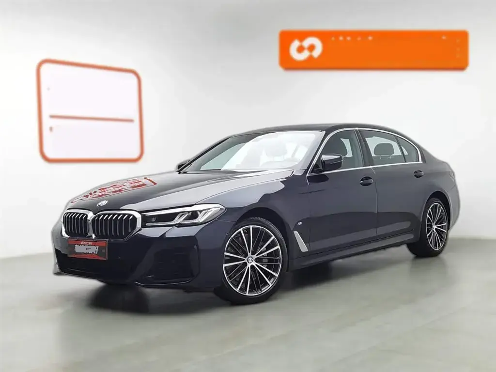 2022 BMW 5 Series 2.0T 252HP L4 8AT