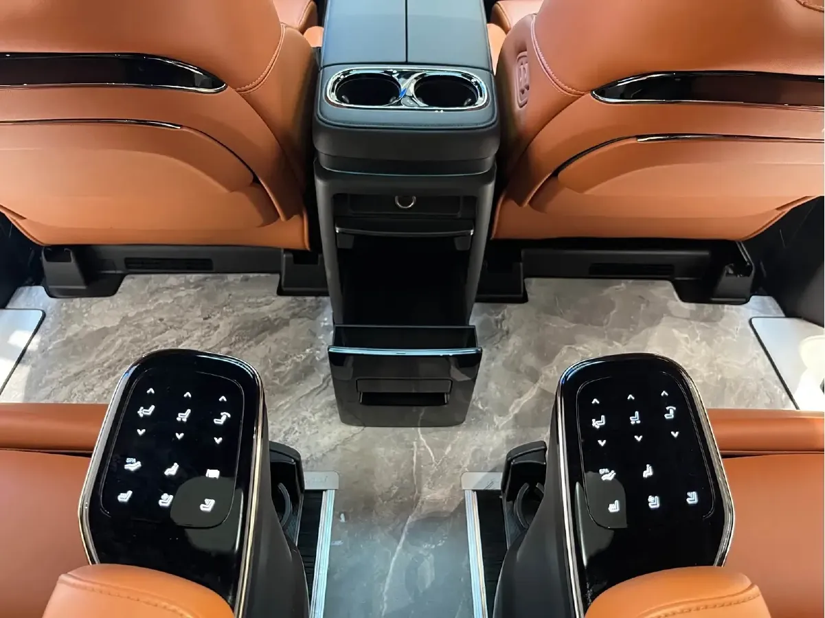 2024 GAC Trumpchi E9 2.0T 190HP L4 2DHT PHEV 25.57KWH,autocango,china used car exporter,china ev exporter,chinese used car exporter,chinese used ev exporter