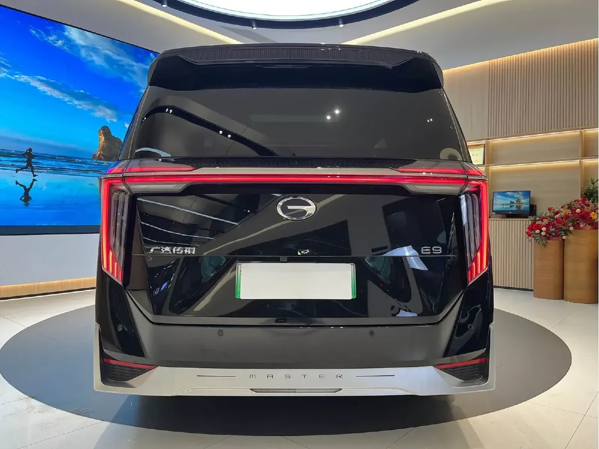 2024 GAC Trumpchi E9 2.0T 190HP L4 2DHT PHEV 25.57KWH,autocango,china used car exporter,china ev exporter,chinese used car exporter,chinese used ev exporter