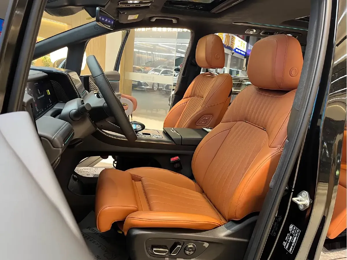 2024 GAC Trumpchi E9 2.0T 190HP L4 2DHT PHEV 25.57KWH,autocango,china used car exporter,china ev exporter,chinese used car exporter,chinese used ev exporter