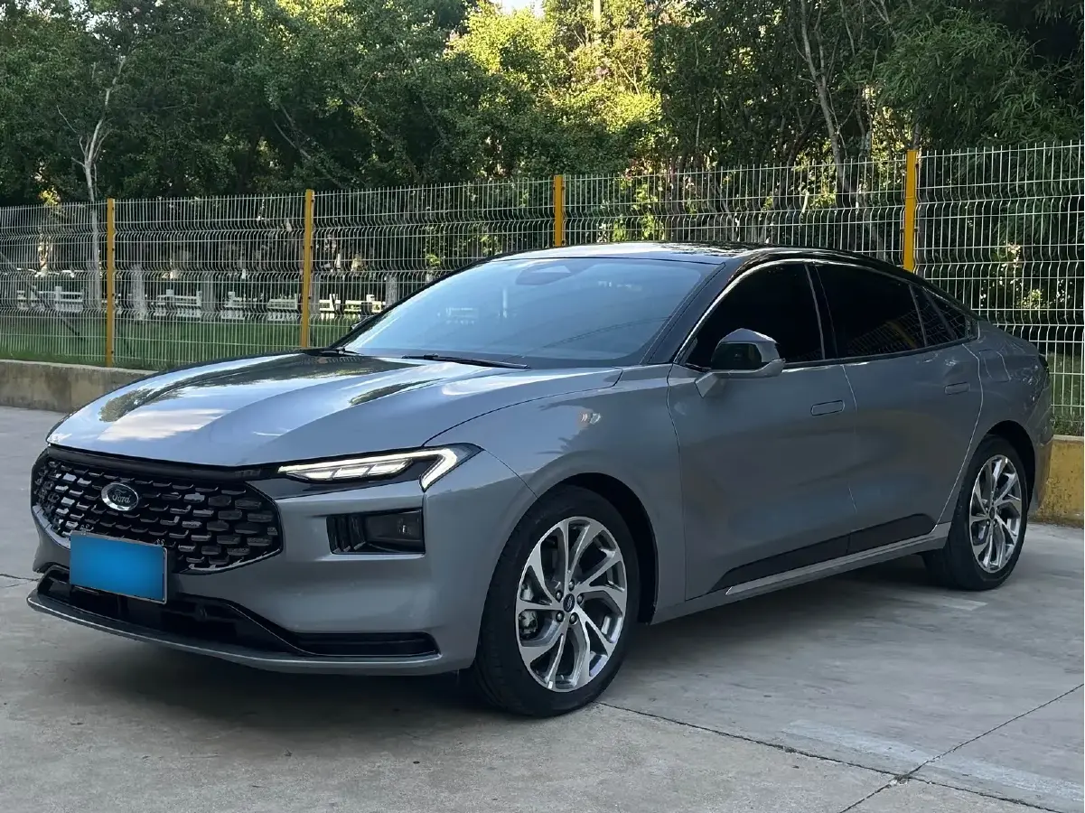 2022 Ford Mondeo 2.0T 238HP L4 8AT