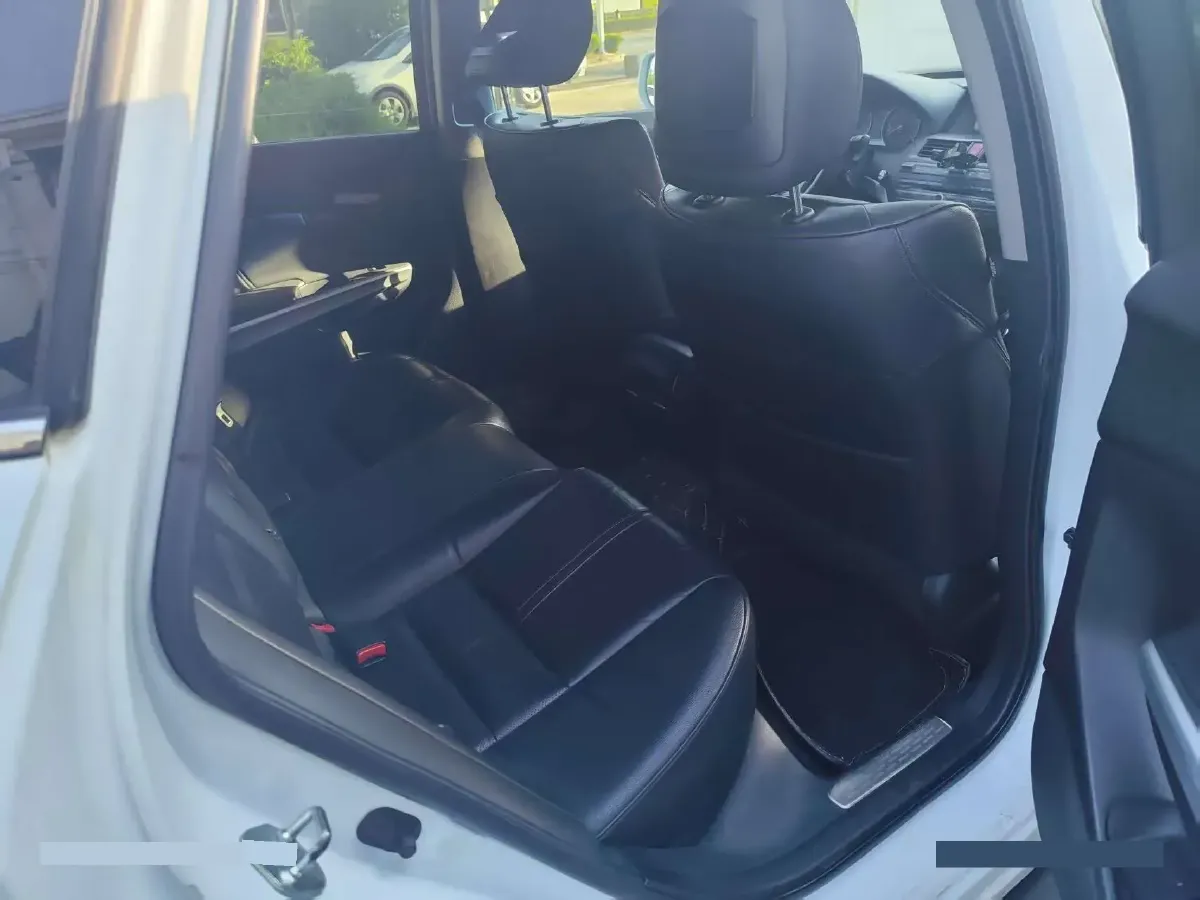 2012 Honda Crosstour 2.4L 197HP L4 5AT,autocango,china used car exporter,china ev exporter,chinese used car exporter,chinese used ev exporter