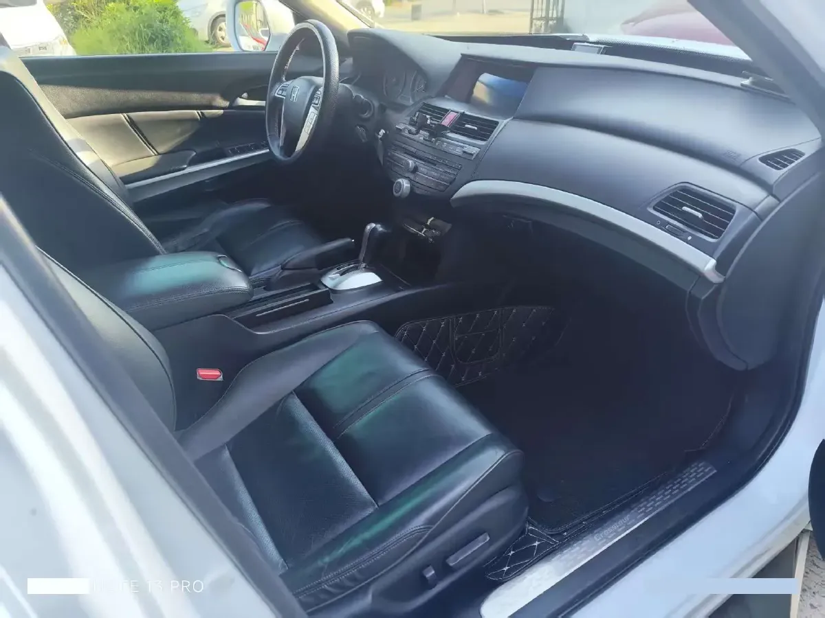 2012 Honda Crosstour 2.4L 197HP L4 5AT,autocango,china used car exporter,china ev exporter,chinese used car exporter,chinese used ev exporter