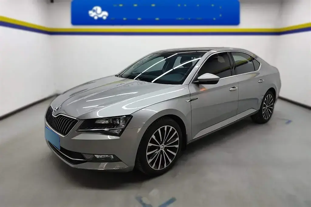 2016 Skoda Superb 1.4T 150HP L4 7DCT