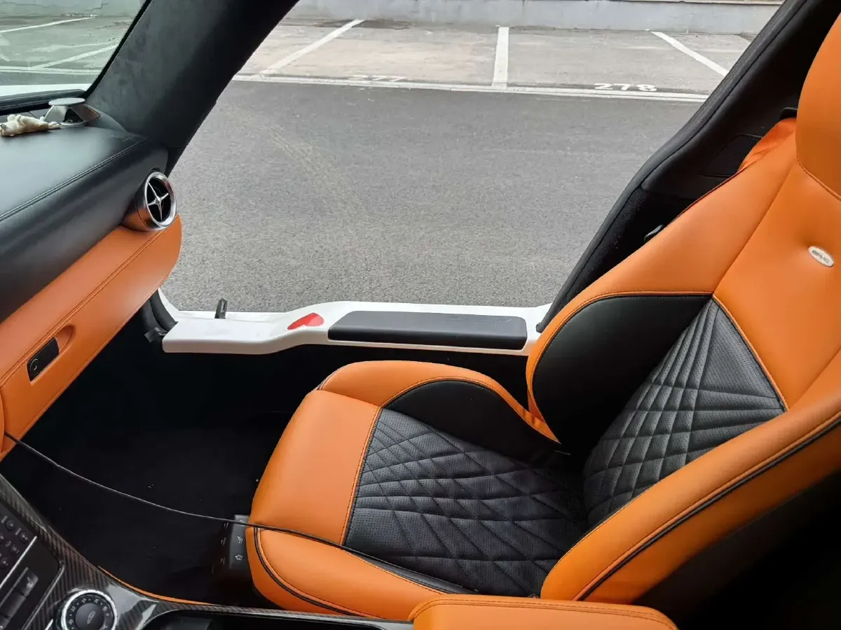 2011 Mercedes-Benz SLS AMG 6.2L 571HP V8 7DCT,autocango,china used car exporter,china ev exporter,chinese used car exporter,chinese used ev exporter