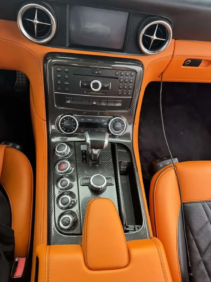 2011 Mercedes-Benz SLS AMG 6.2L 571HP V8 7DCT,autocango,china used car exporter,china ev exporter,chinese used car exporter,chinese used ev exporter