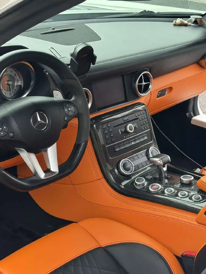 2011 Mercedes-Benz SLS AMG 6.2L 571HP V8 7DCT,autocango,china used car exporter,china ev exporter,chinese used car exporter,chinese used ev exporter