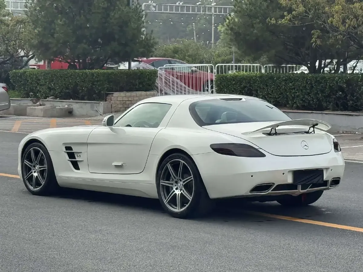 2011 Mercedes-Benz SLS AMG 6.2L 571HP V8 7DCT,autocango,china used car exporter,china ev exporter,chinese used car exporter,chinese used ev exporter