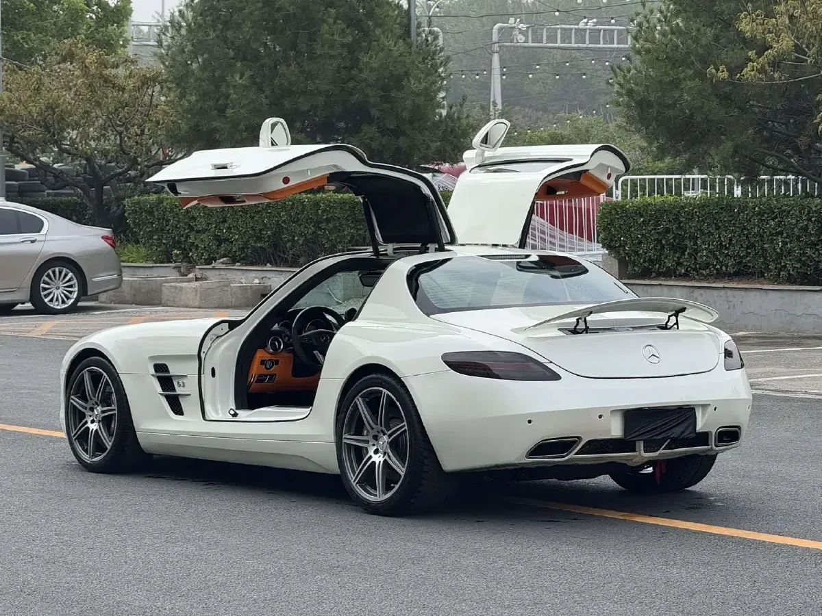 2011 Mercedes-Benz SLS AMG 6.2L 571HP V8 7DCT,autocango,china used car exporter,china ev exporter,chinese used car exporter,chinese used ev exporter