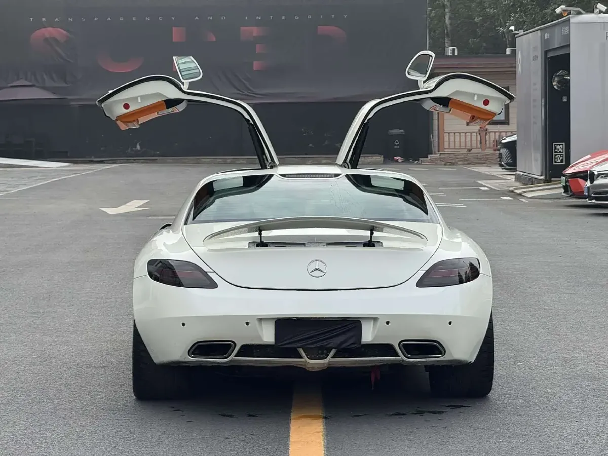 2011 Mercedes-Benz SLS AMG 6.2L 571HP V8 7DCT,autocango,china used car exporter,china ev exporter,chinese used car exporter,chinese used ev exporter