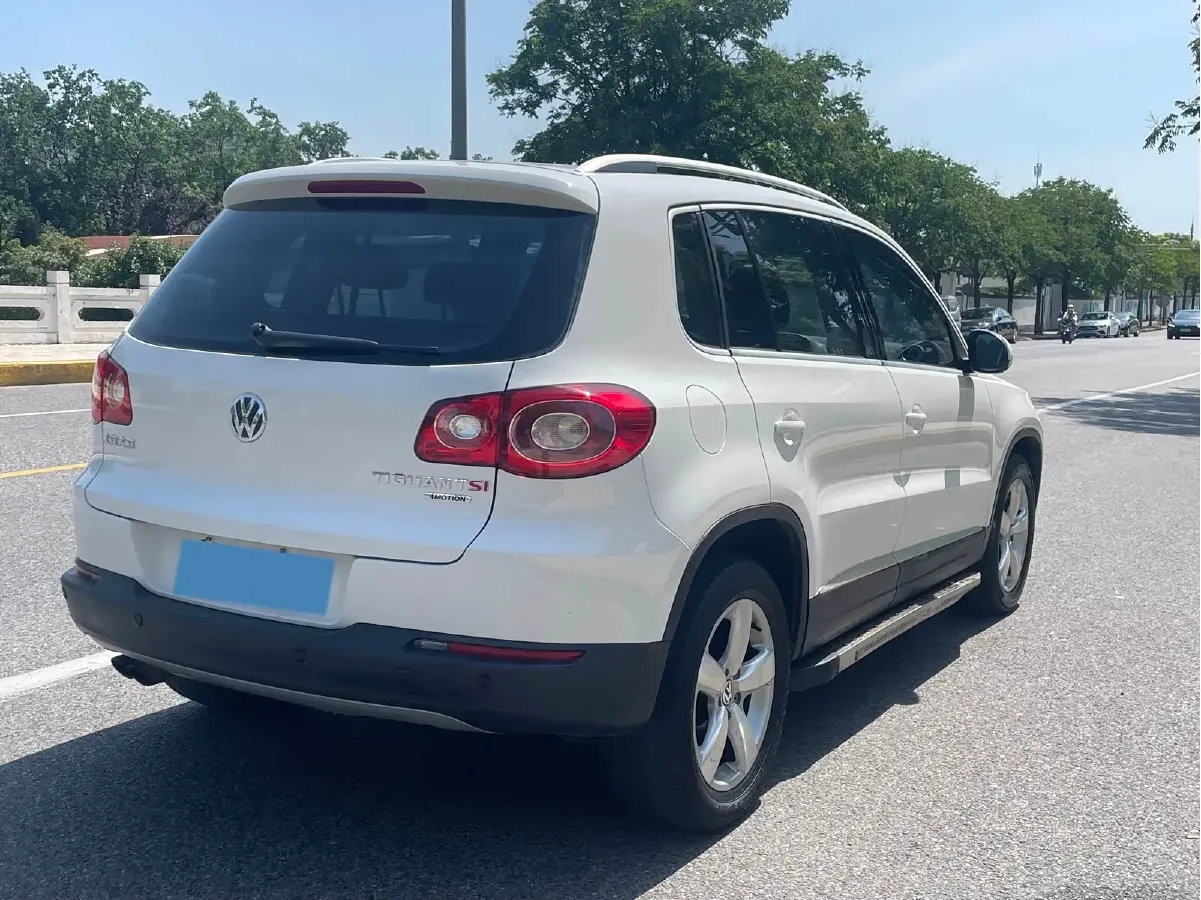 2012 Volkswagen Tiguan 1.8T 160HP L4 6AT,autocango,china used car exporter,china ev exporter,chinese used car exporter,chinese used ev exporter