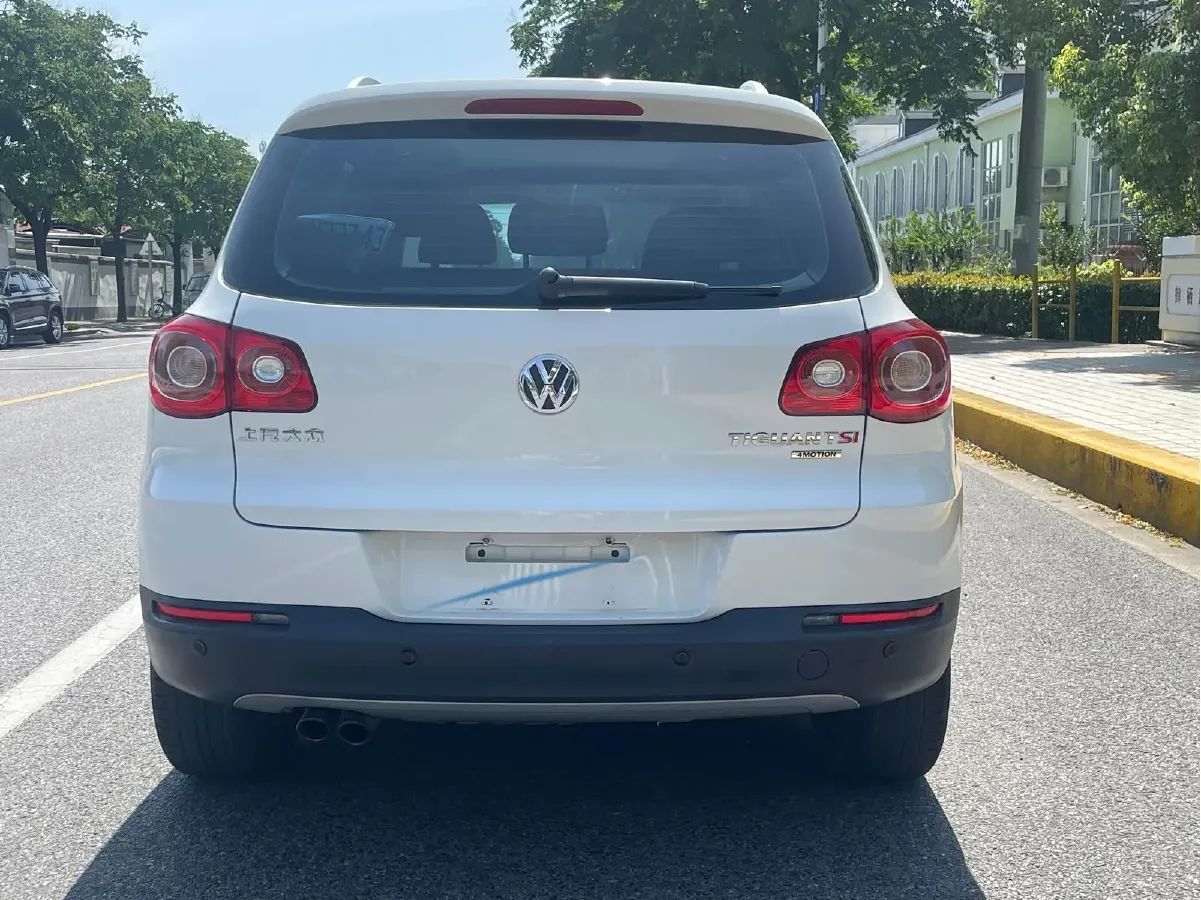 2012 Volkswagen Tiguan 1.8T 160HP L4 6AT,autocango,china used car exporter,china ev exporter,chinese used car exporter,chinese used ev exporter