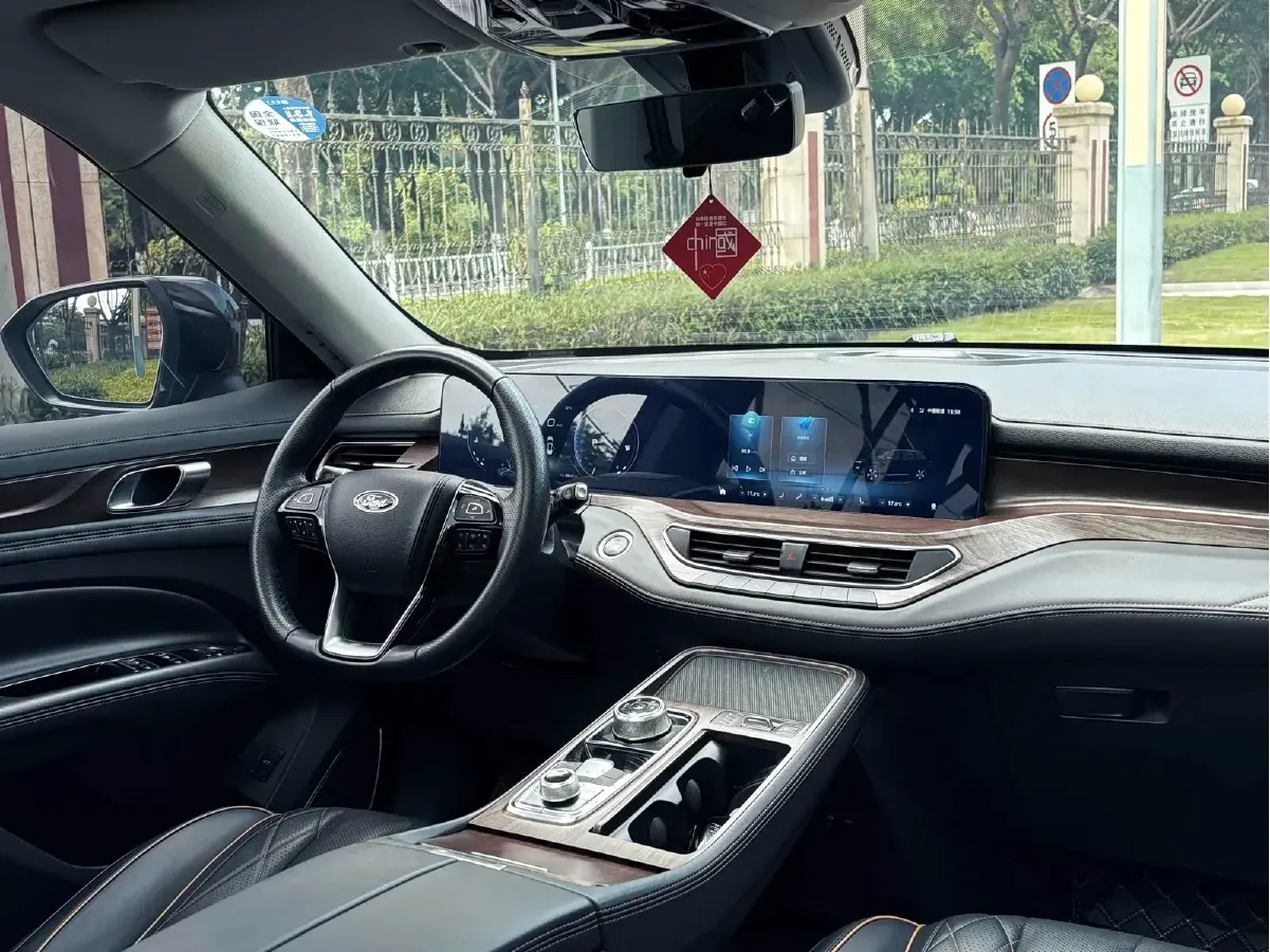 2021 Ford Equator 2.0T 224HP L4 6DCT,autocango,china used car exporter,china ev exporter,chinese used car exporter,chinese used ev exporter