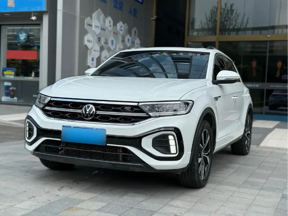 2024 Volkswagen T-Roc 1.5T 160HP L4 7DCT