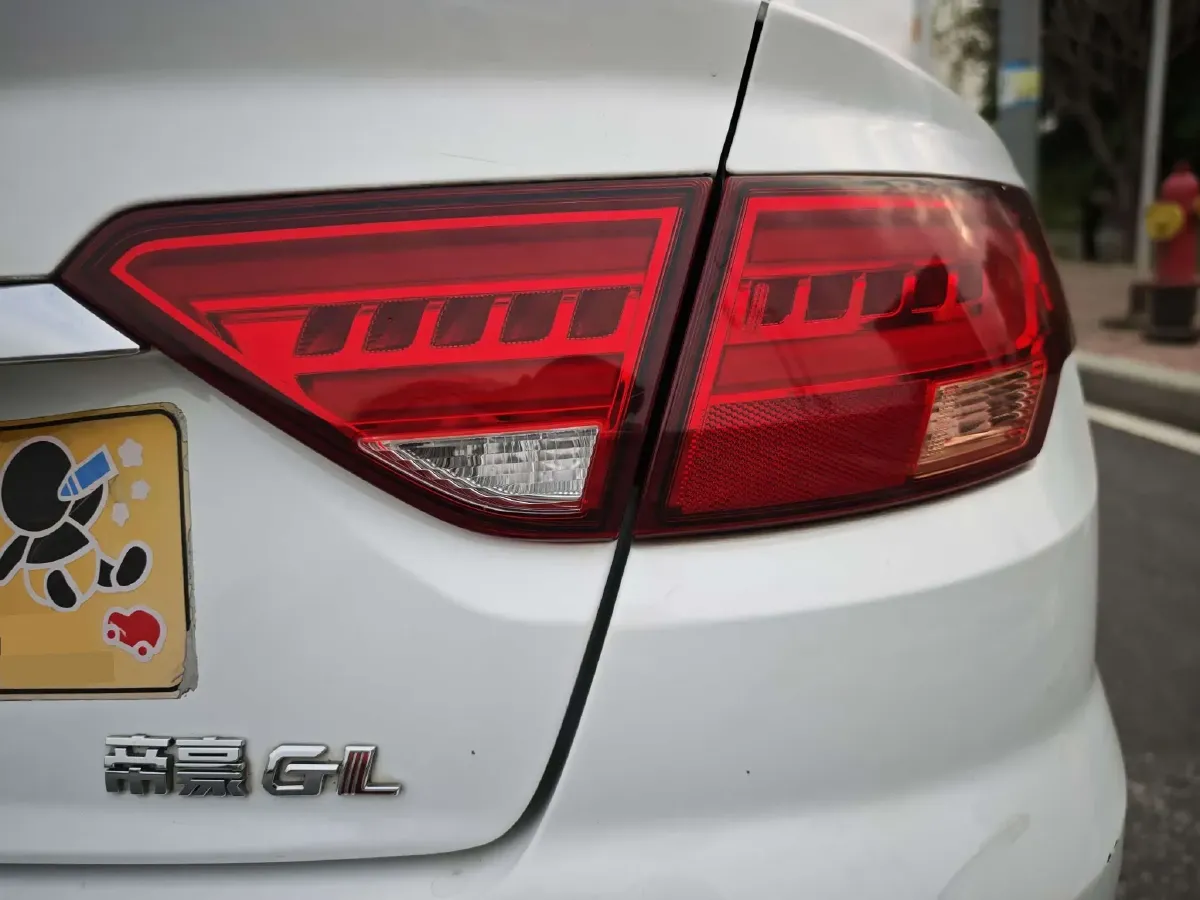 2018 Geely Emgrand GL 1.8L 133HP L4 6DCT,autocango,china used car exporter,china ev exporter,chinese used car exporter,chinese used ev exporter