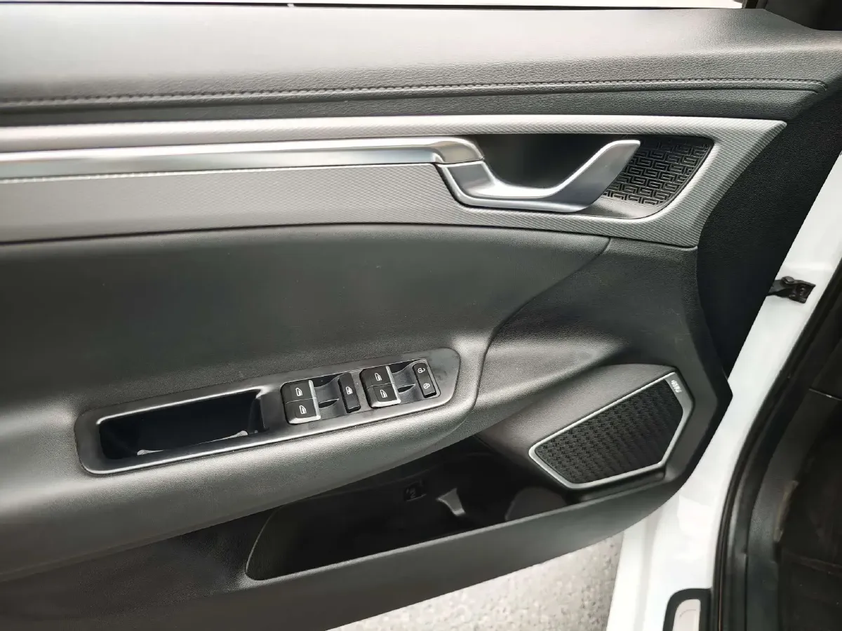 2018 Geely Emgrand GL 1.8L 133HP L4 6DCT,autocango,china used car exporter,china ev exporter,chinese used car exporter,chinese used ev exporter