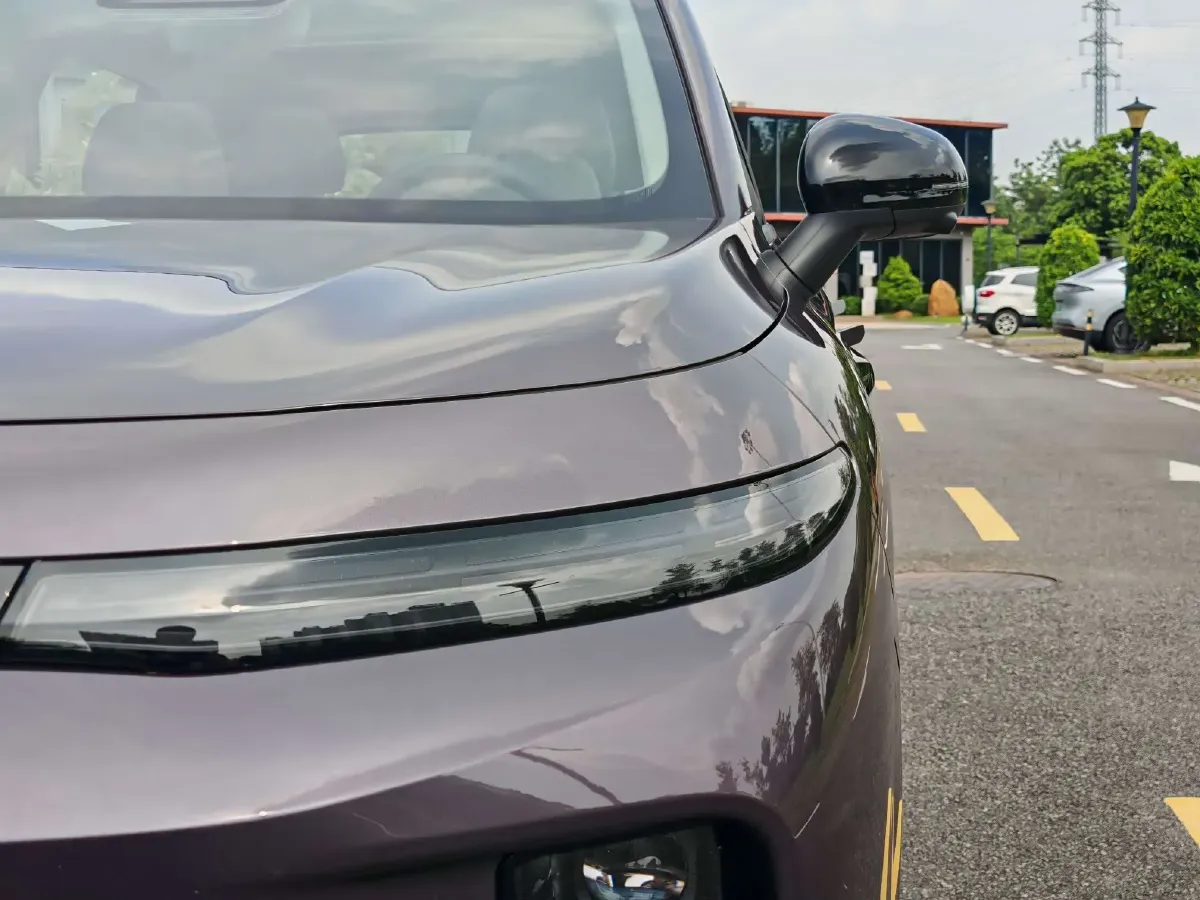 2025 Leapmotor B10 BEV 56.2KWH,autocango,china used car exporter,china ev exporter,chinese used car exporter,chinese used ev exporter