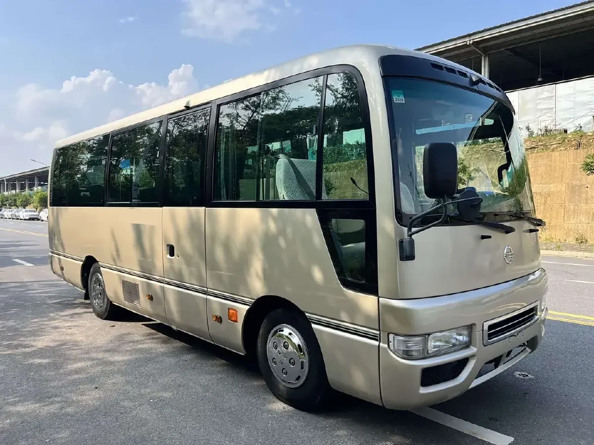 2011 Nissan Civilian 4.5L 180HP L6 5MT,autocango,china used car exporter,china ev exporter,chinese used car exporter,chinese used ev exporter