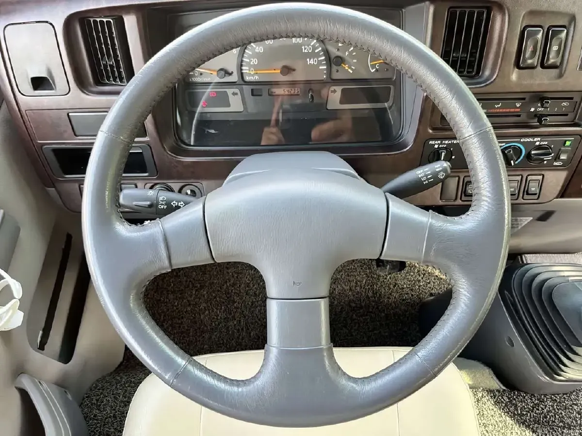 2011 Nissan Civilian 4.5L 180HP L6 5MT,autocango,china used car exporter,china ev exporter,chinese used car exporter,chinese used ev exporter