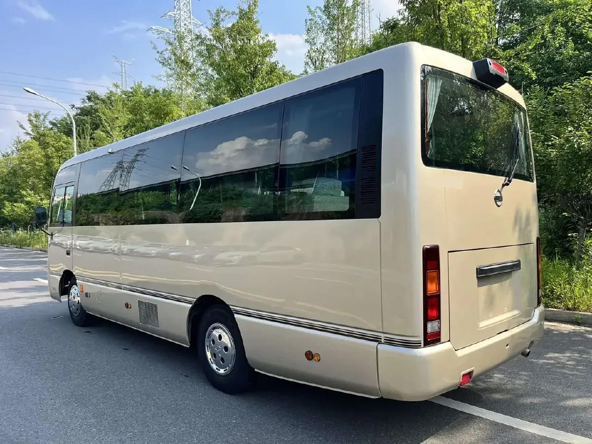 2011 Nissan Civilian 4.5L 180HP L6 5MT,autocango,china used car exporter,china ev exporter,chinese used car exporter,chinese used ev exporter