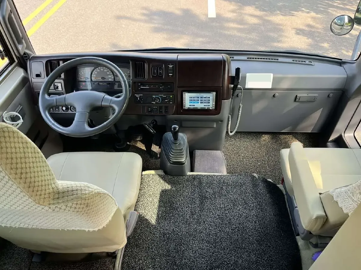 2011 Nissan Civilian 4.5L 180HP L6 5MT,autocango,china used car exporter,china ev exporter,chinese used car exporter,chinese used ev exporter