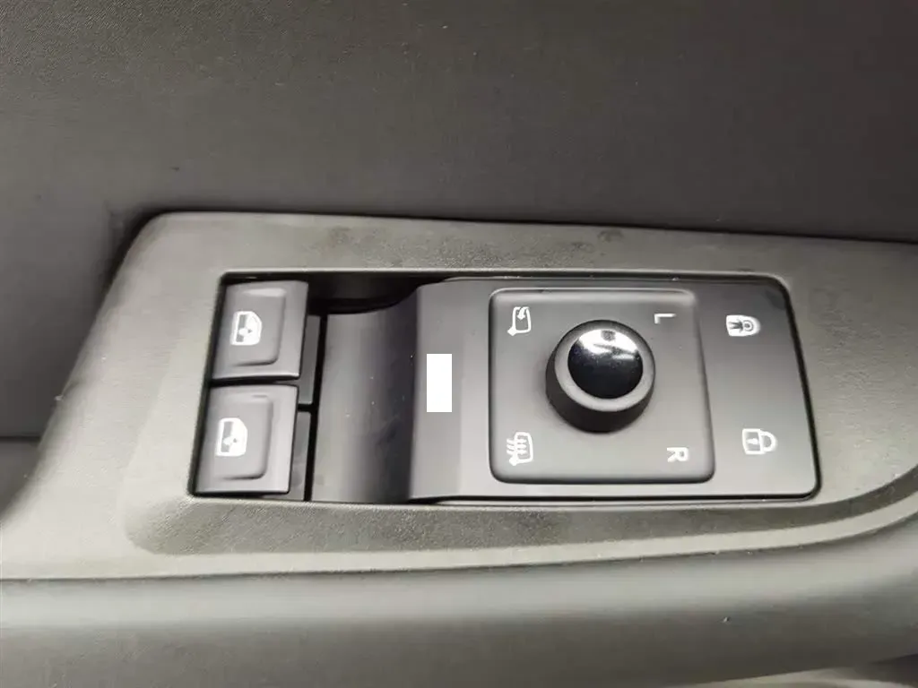 2025 Volkswagen ID.UNYX 06 BEV,autocango,china used car exporter,china ev exporter,chinese used car exporter,chinese used ev exporter