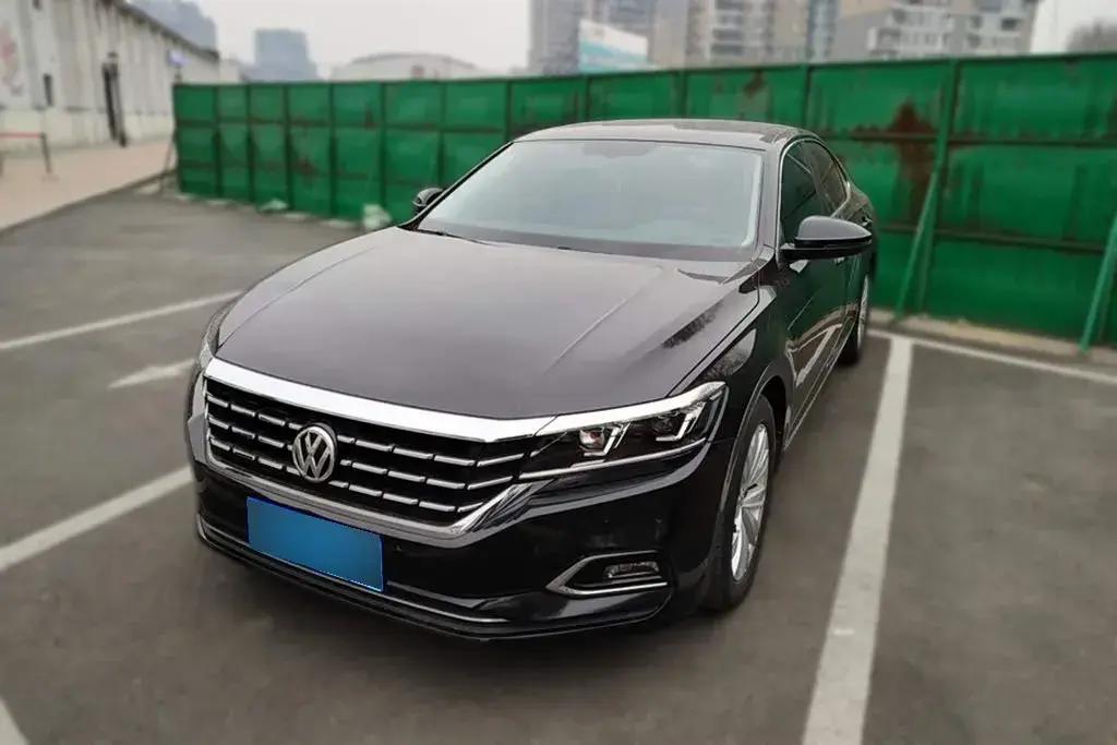 2019 Volkswagen Passat 2.0T 186HP L4 7DCT