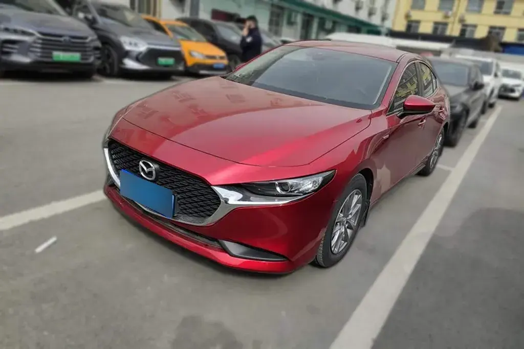 2021 Mazda 3 Axela 2.0L 158HP L4 6AT