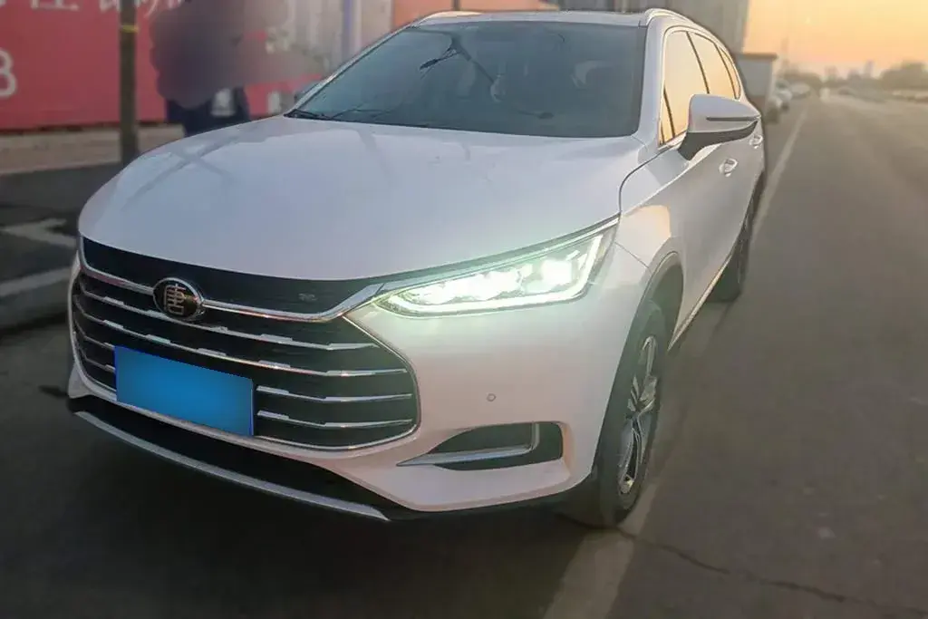 2019 BYD Tang 2.0T 192HP L4 6AT