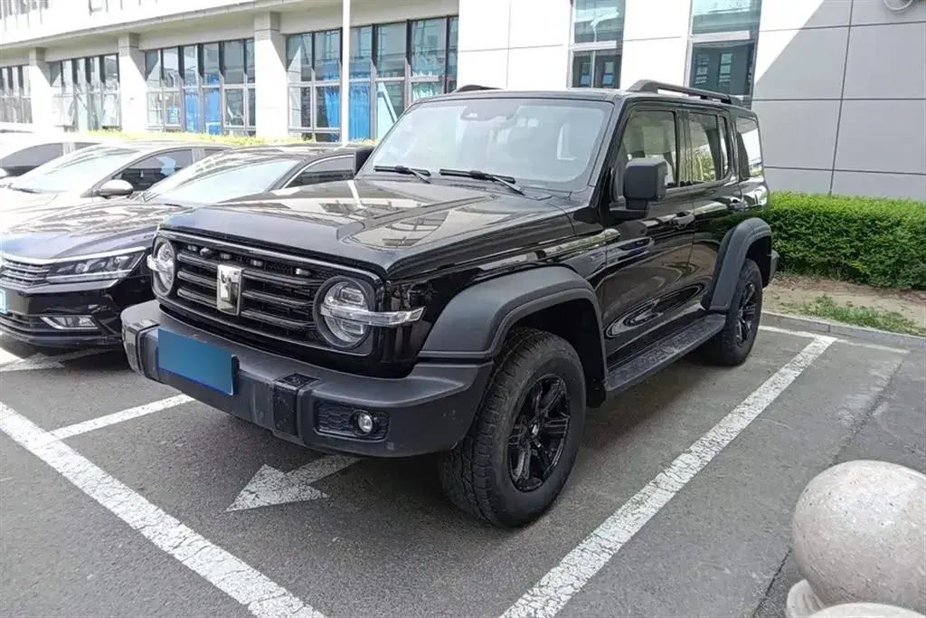 2024 Tank 300 2.0T 227HP L4 8AT