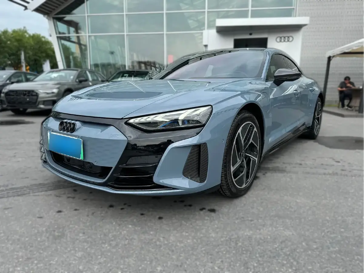 2023 Audi RS e-tron GT 2AT BEV 93.4KWH