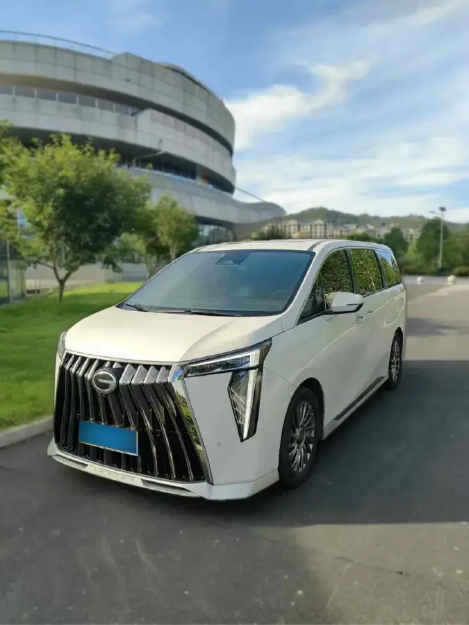 2023 GAC Trumpchi M8 2.0T 252HP L4 8AT