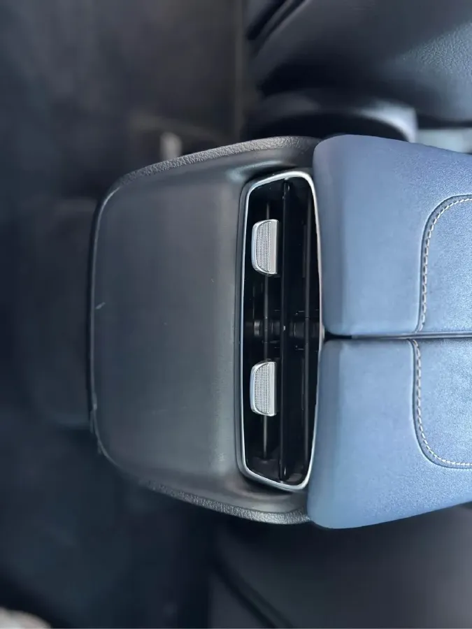 2023 Mercedes-Benz EQS SUV BEV 111.8KWH,autocango,china used car exporter,china ev exporter,chinese used car exporter,chinese used ev exporter