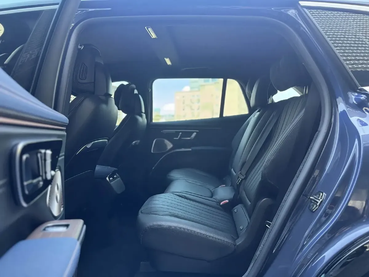 2023 Mercedes-Benz EQS SUV BEV 111.8KWH,autocango,china used car exporter,china ev exporter,chinese used car exporter,chinese used ev exporter